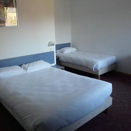 Hotel De La Baie De Paimpol 2*